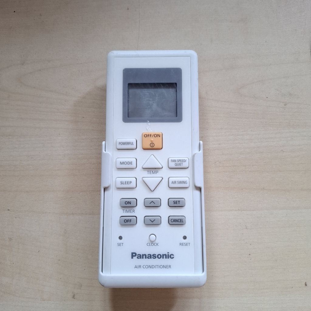 Remote Control AC Panasonic Bekas