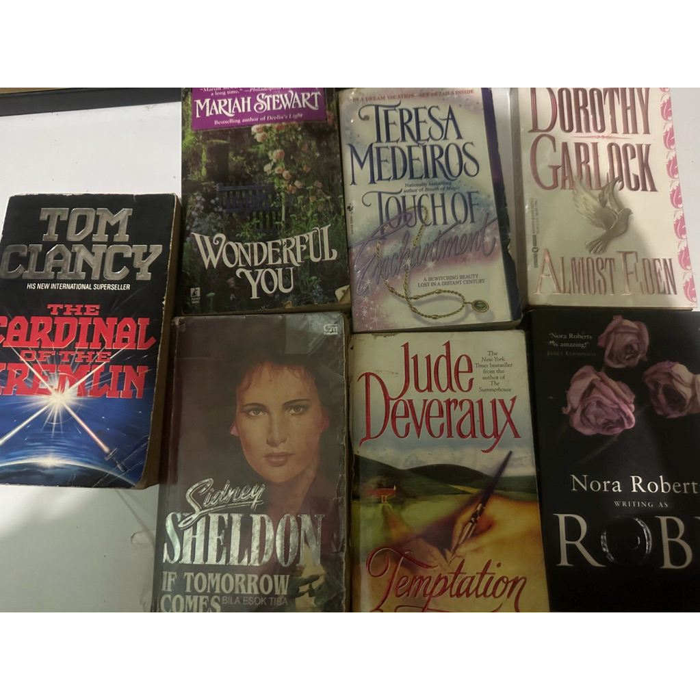 Buku / Novel Bekas Bahasa Inggris