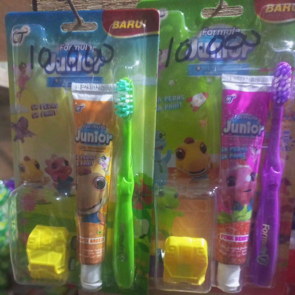 sikat dan pasta gigi formula untuk anak