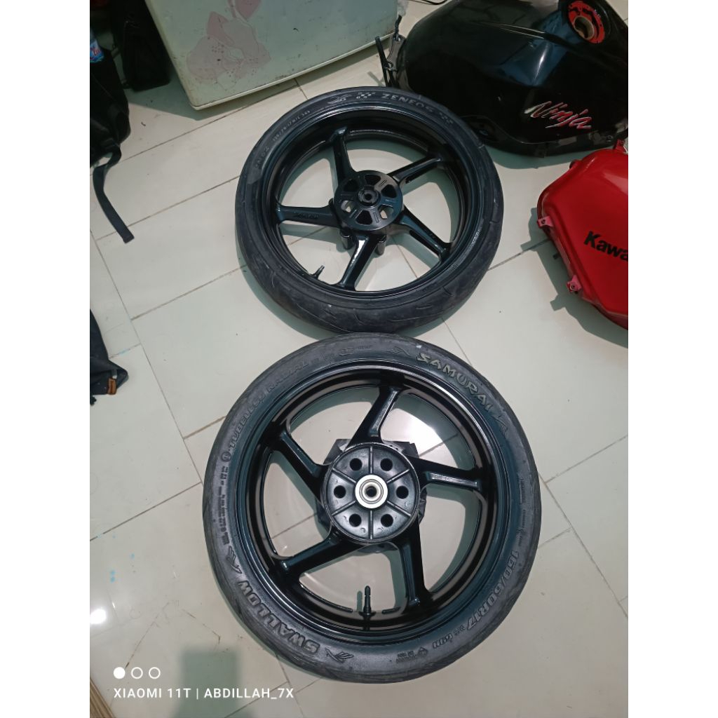 Velg Vrossi single disk ninja 250fi/ninja 250r karbu/z250