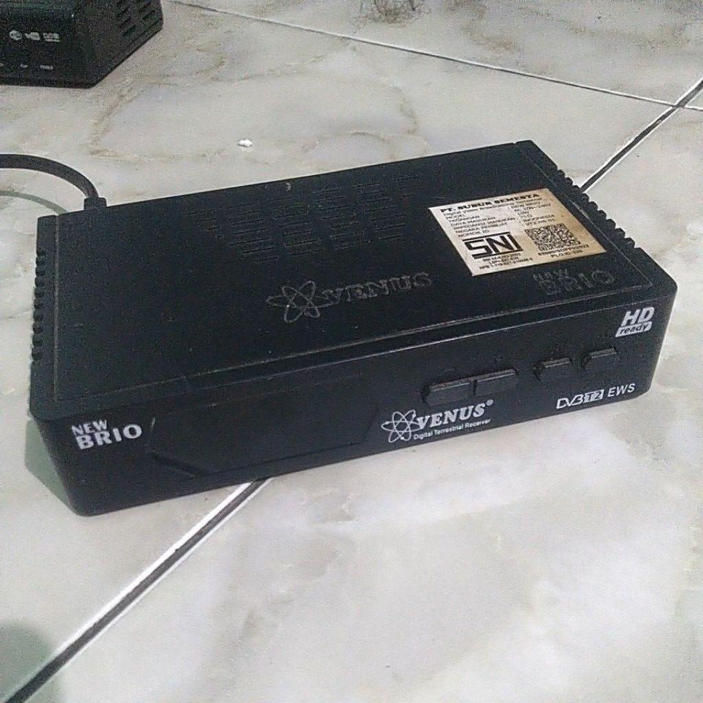 STB dvb t2 merk venus