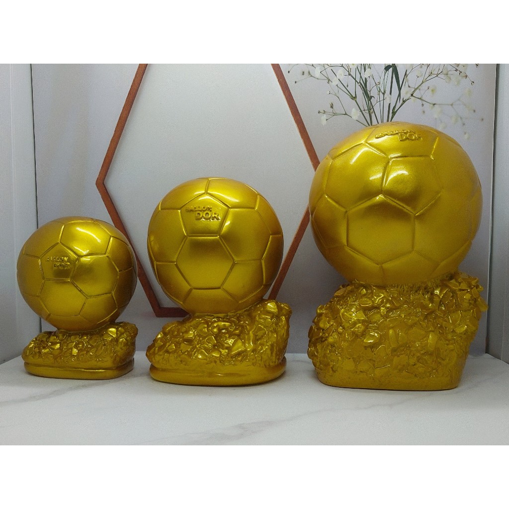 Piala murah trophy replika ballon d or