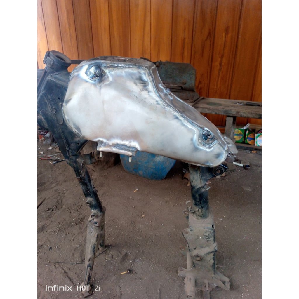 Tangki Trel Besi, Tangki Trail Besi CRF 450 Custom Verza Injeksi