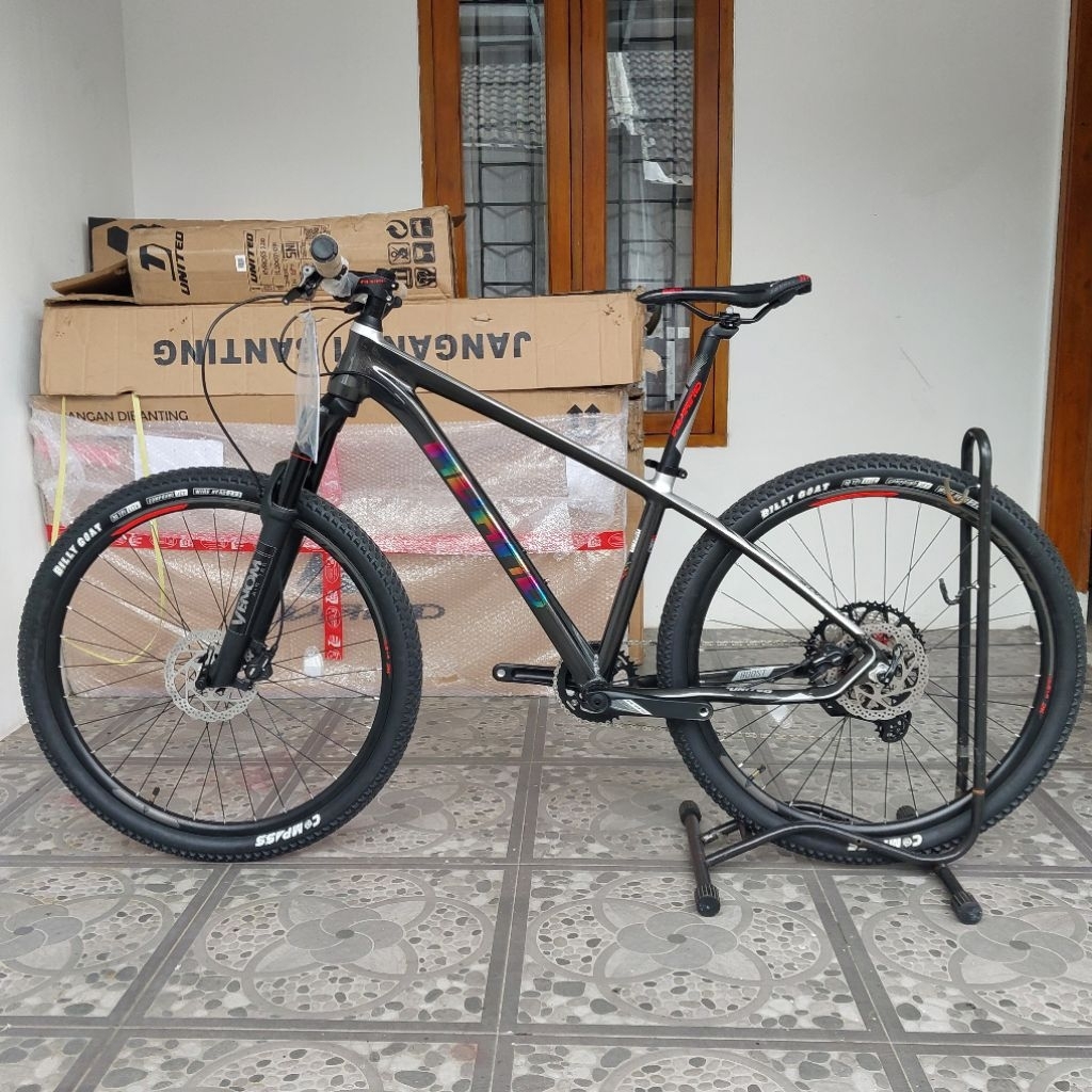 Sepeda Avand Reigate 27.5 size M