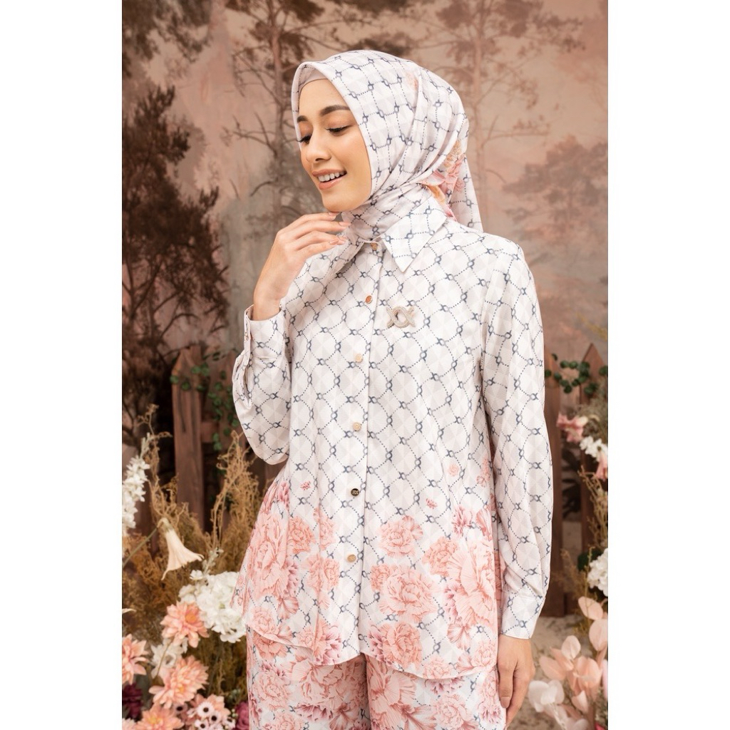 Wearing klamby riamiranda BJ HL preloved tunik dress nadjani like new