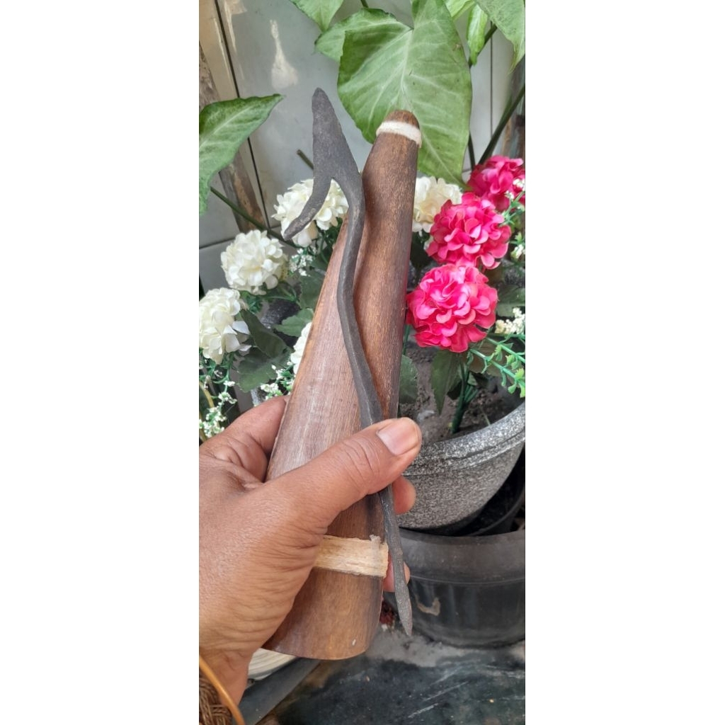 pusaka tumbak kabudhan