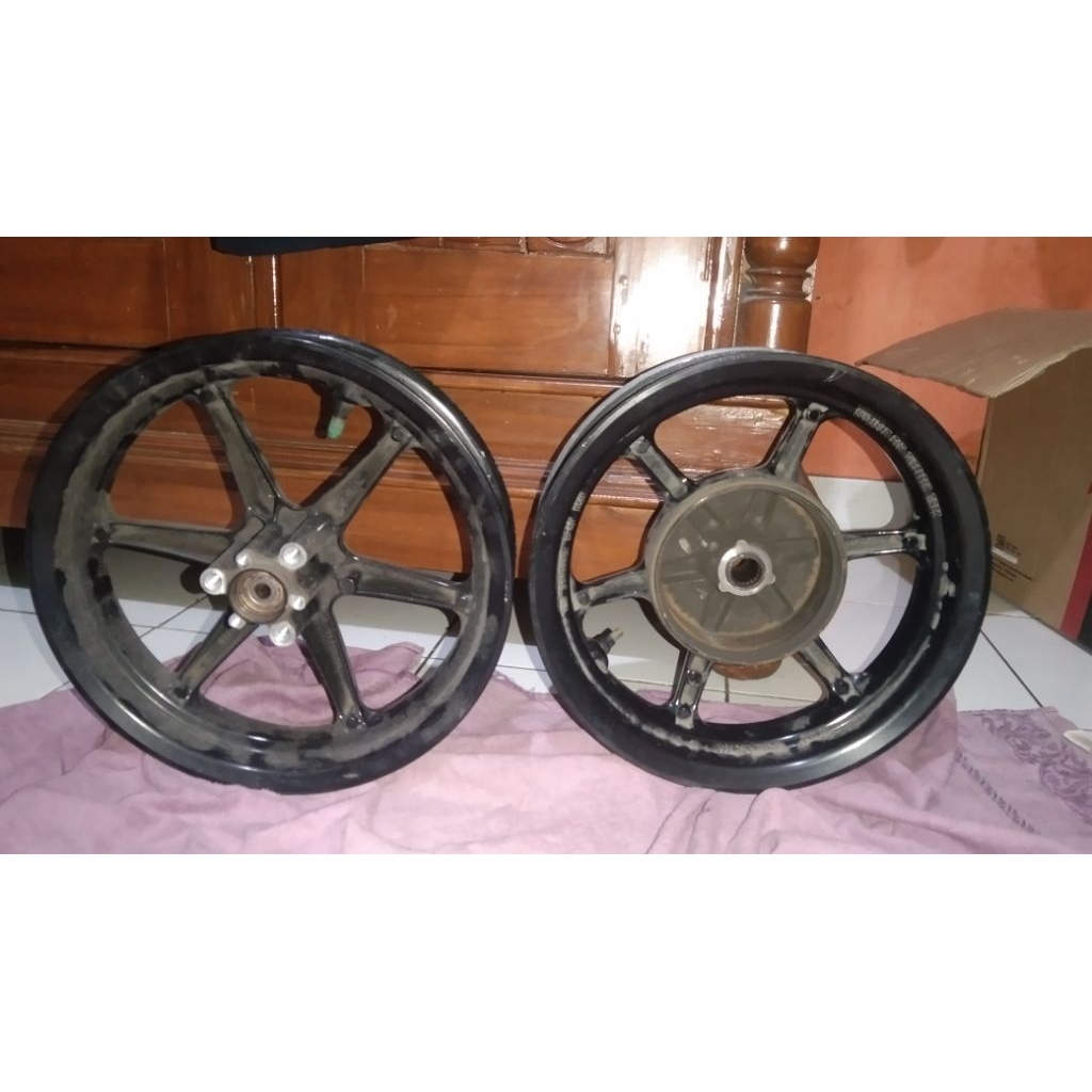 Velg original Yamaha grand filano ring 12