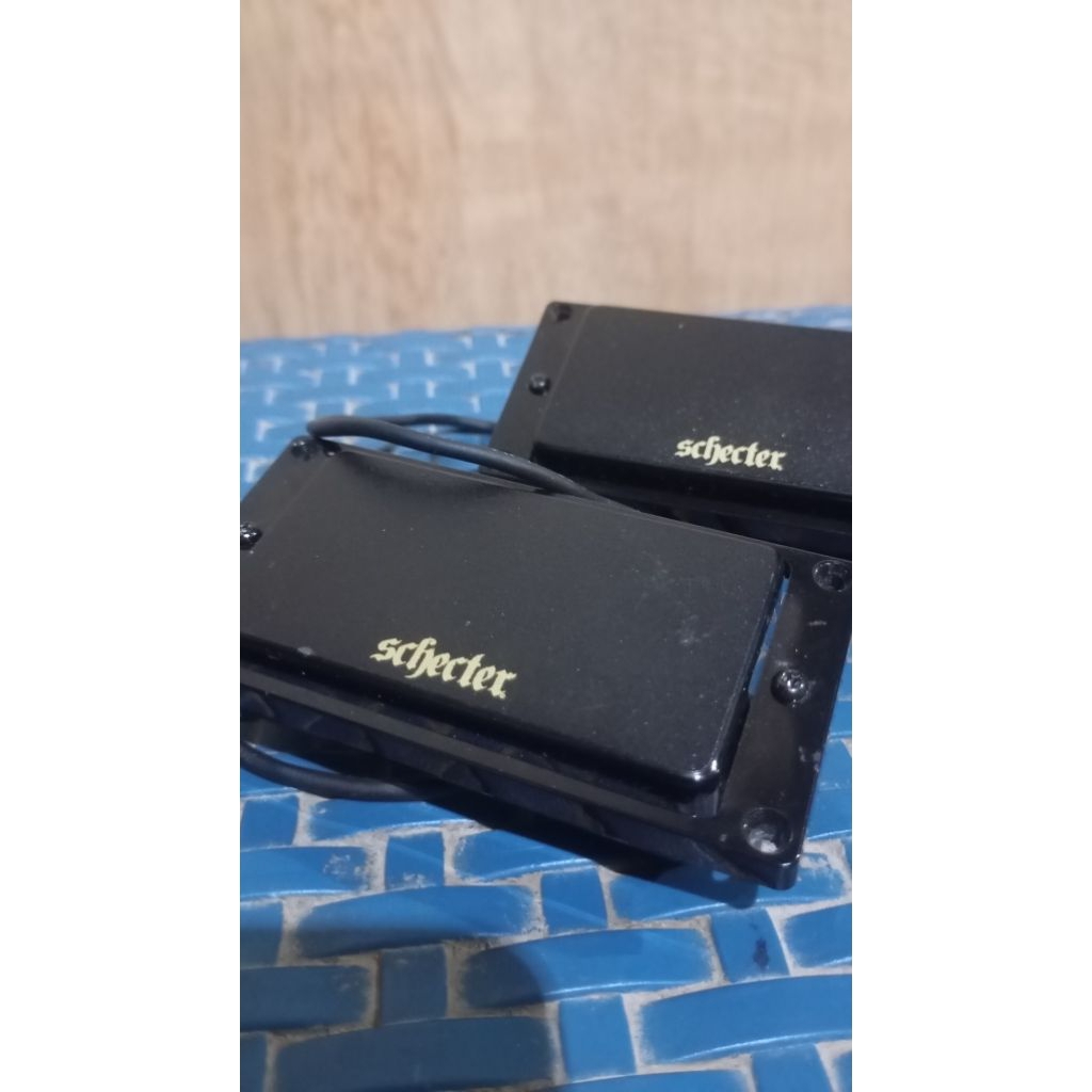 pickup humburker schecter hitam