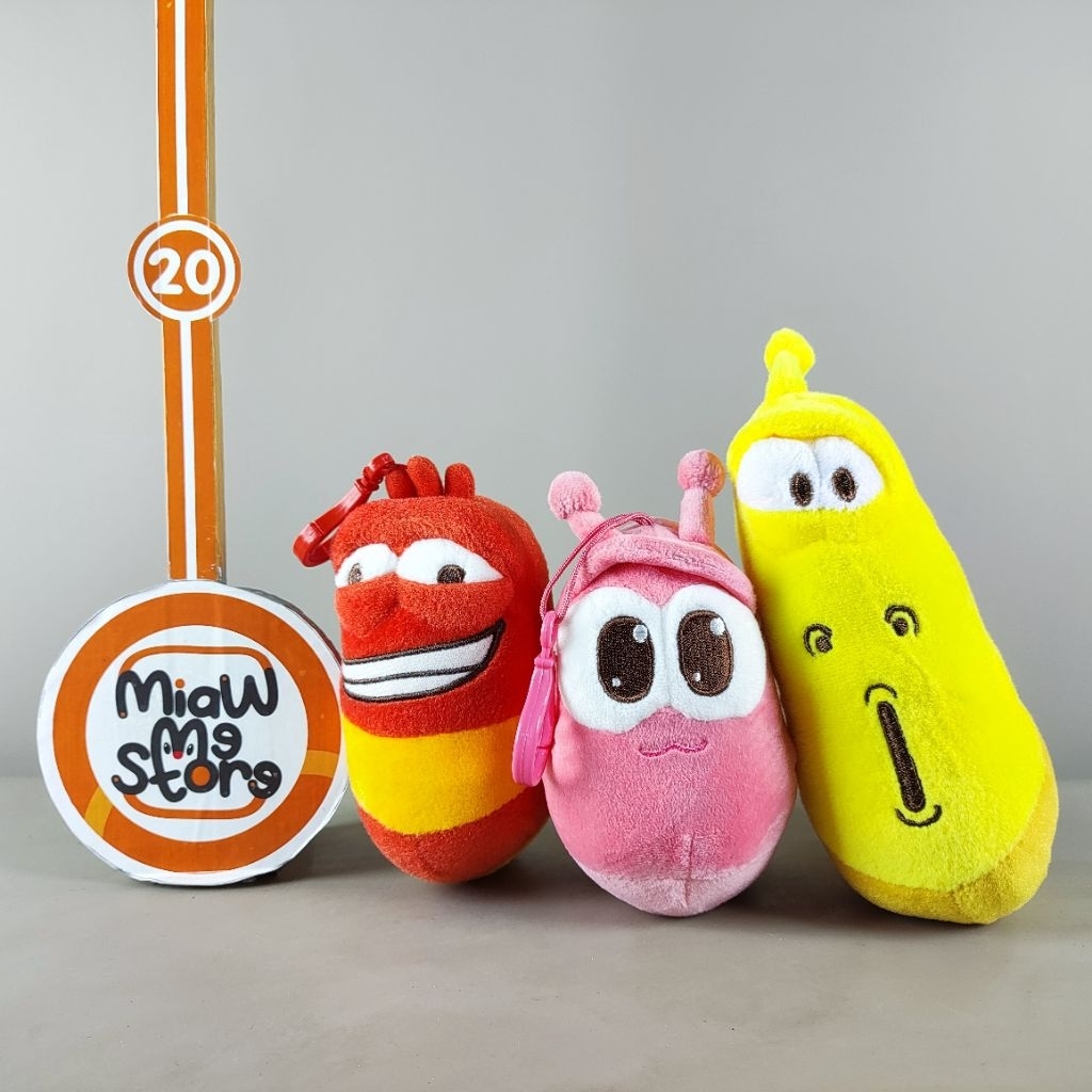 Ganci Gantungan Kunci Boneka Larva Merah dan Kuning Film Ulat Lucu Original Larva