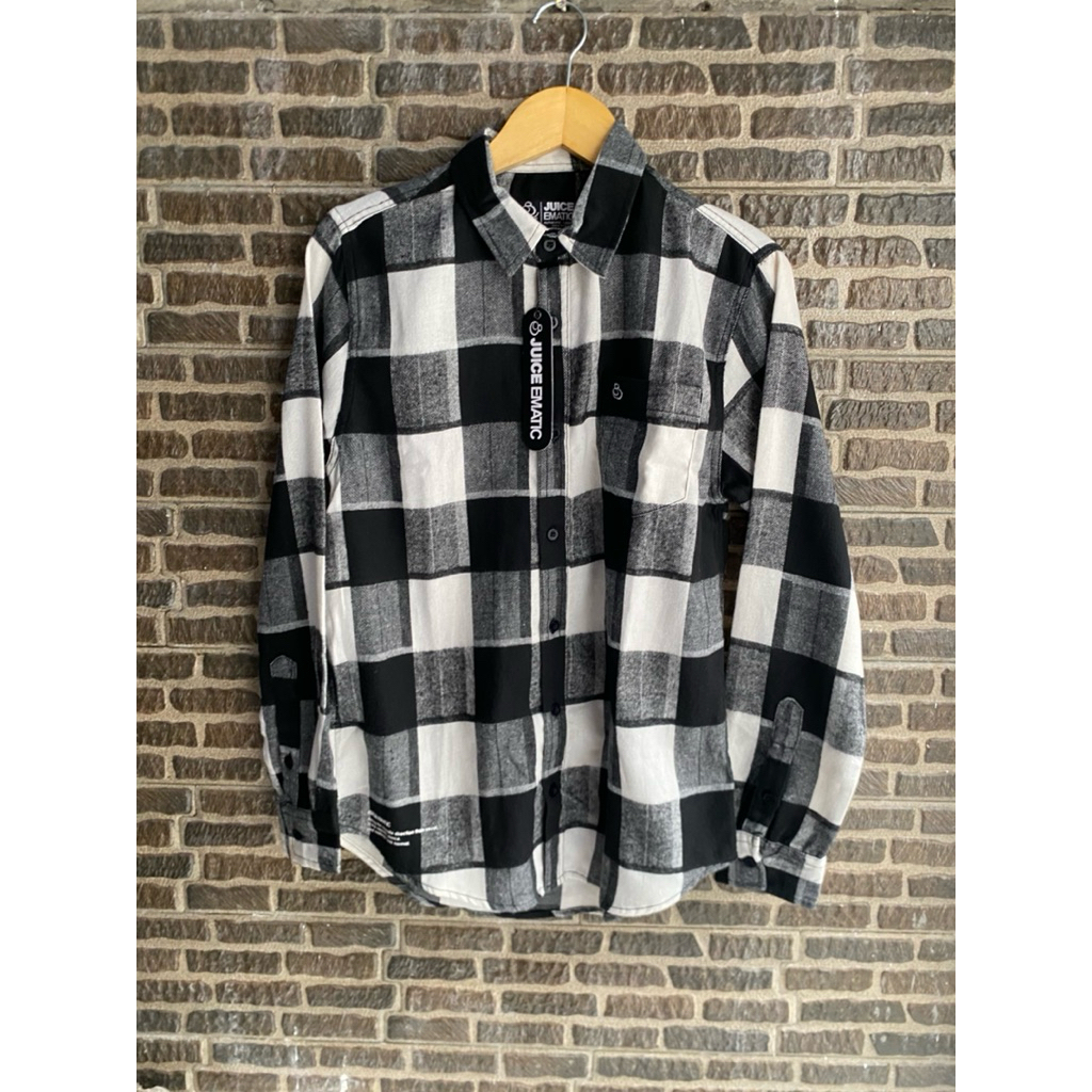 KEMEJA FLANEL JUICE EMATIC