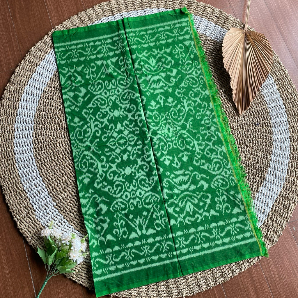 KAIN TENUN ENDEK KHAS BALI MOTIF PATRA HIJAU GRINGSING DIMENSI