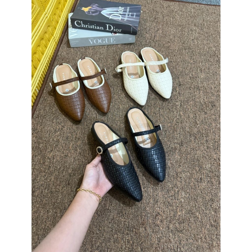 Flatshoes tali pansus mules tali sandal wanita