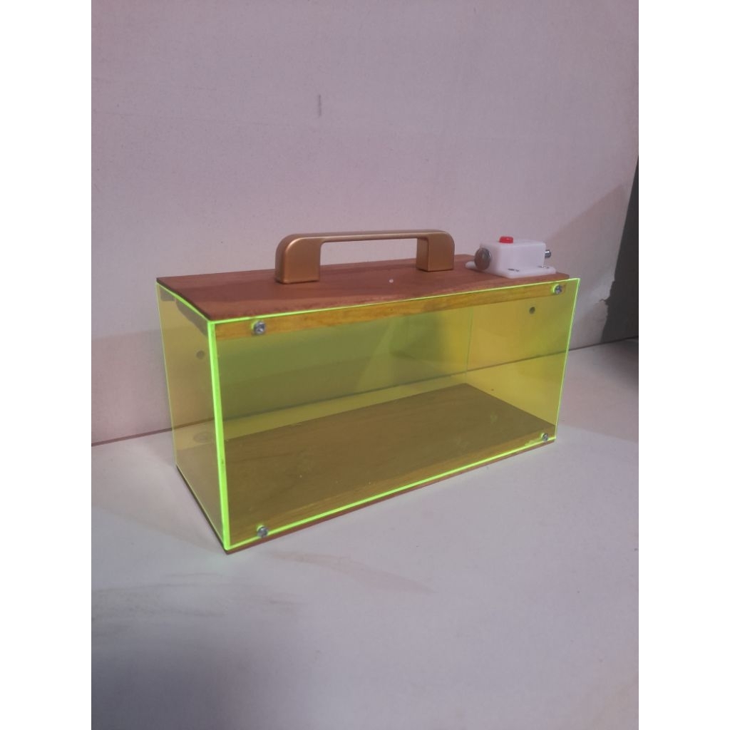 BOX BAWA BURUNG AKRILIK