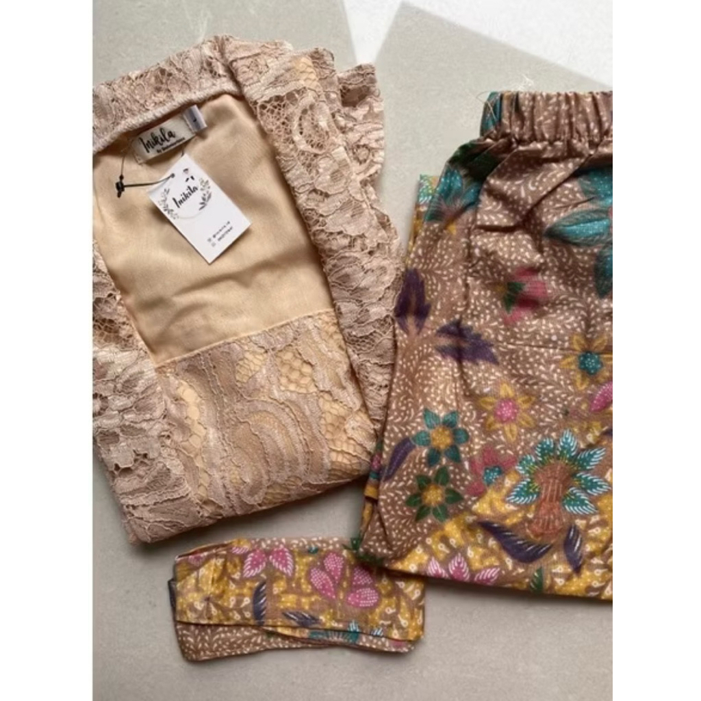 preloved set kebaya kutubaru panjang anak/kebaya kutubaru anak/kebaya kartini anak TK