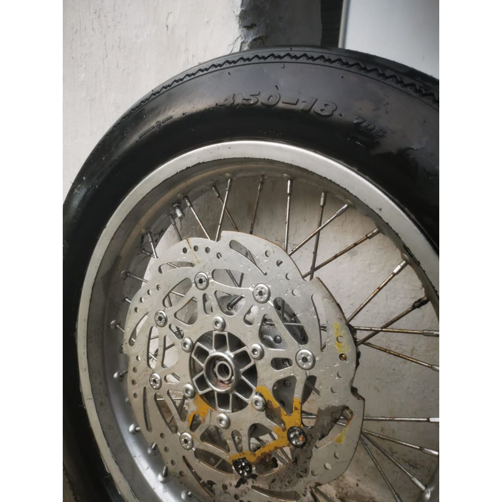 velg motor custom