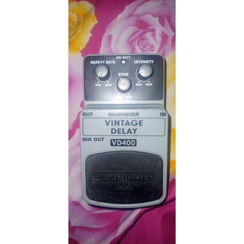 pedal efek behringer vd400 vintage delay