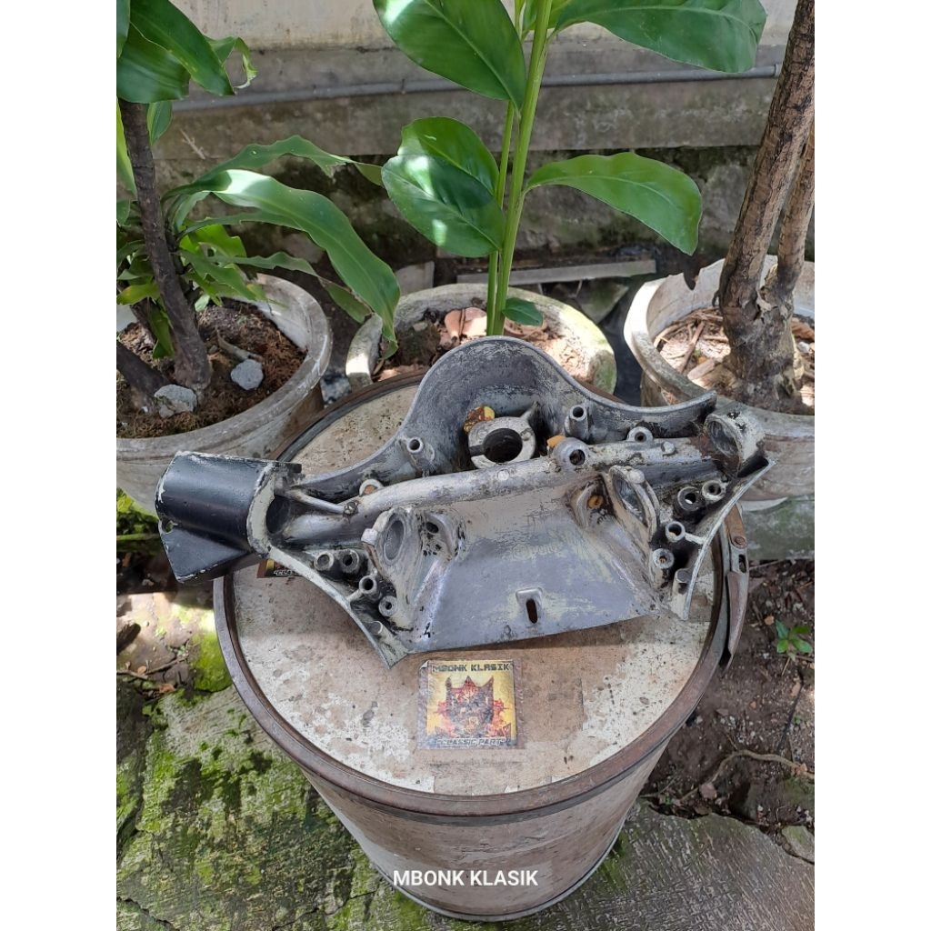 stang vespa px ORIGINAL KODE CHUNG stang px stang stir vespa px batok kepala atas bawah vespa px