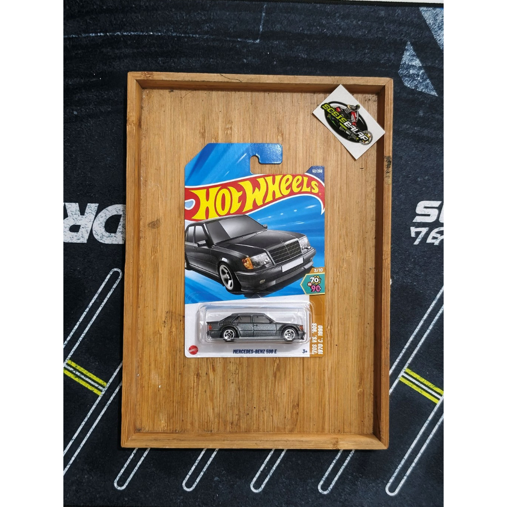HOTWHEELS MERCEDES-BENZ 500 E