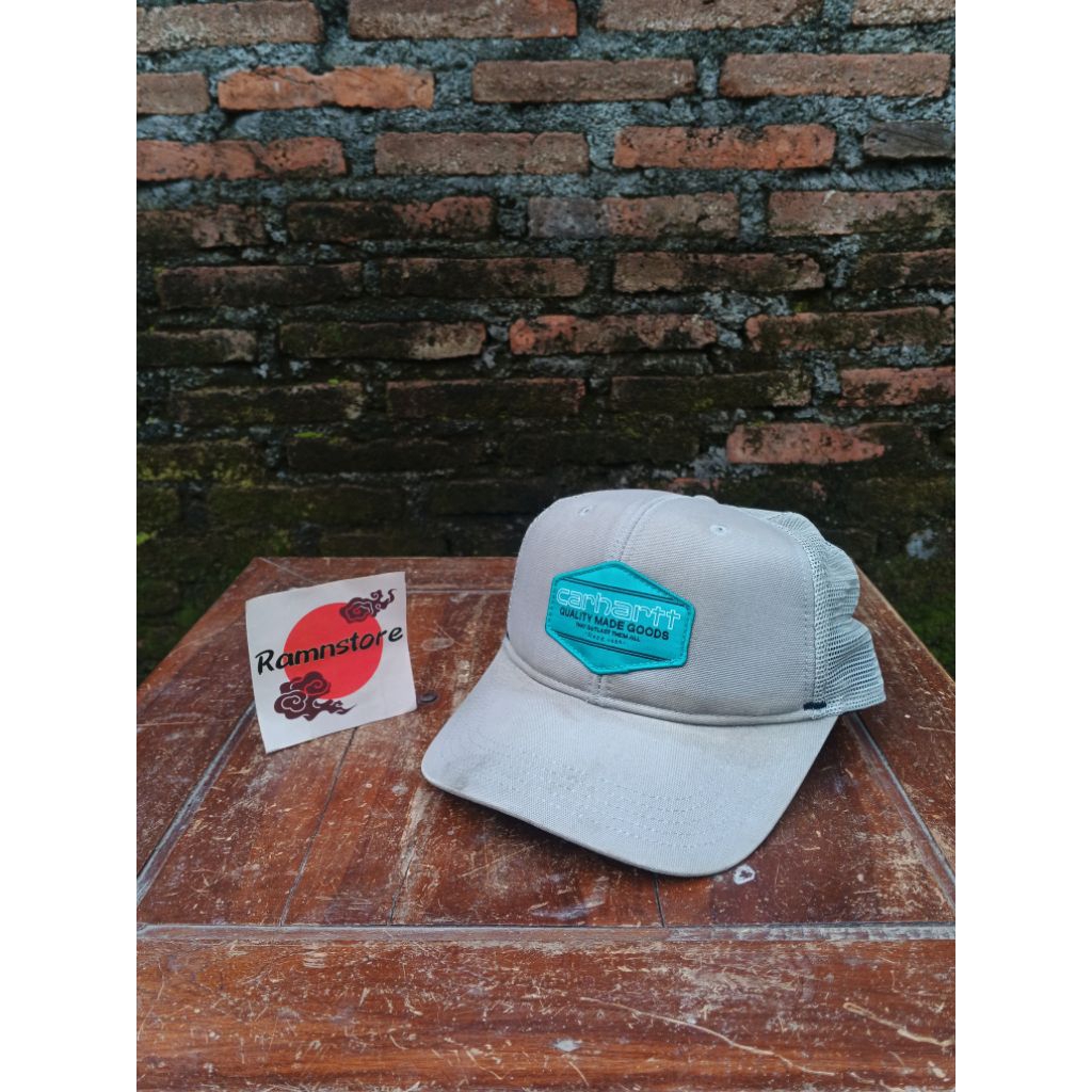 topi carhartt trucker