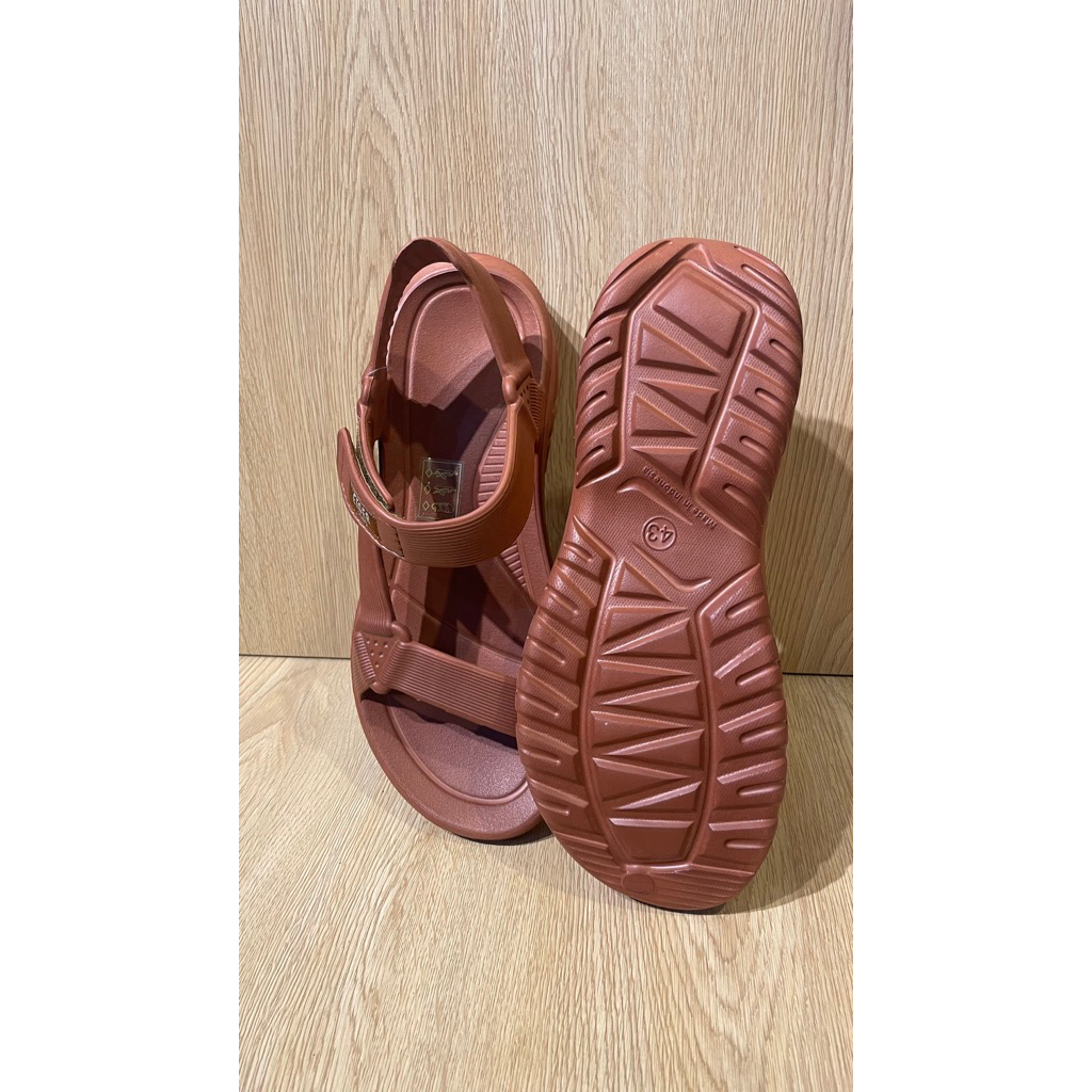 SANDAL GUNUNG PRIA WANITA VISAYAS MEN TERRACOTTA