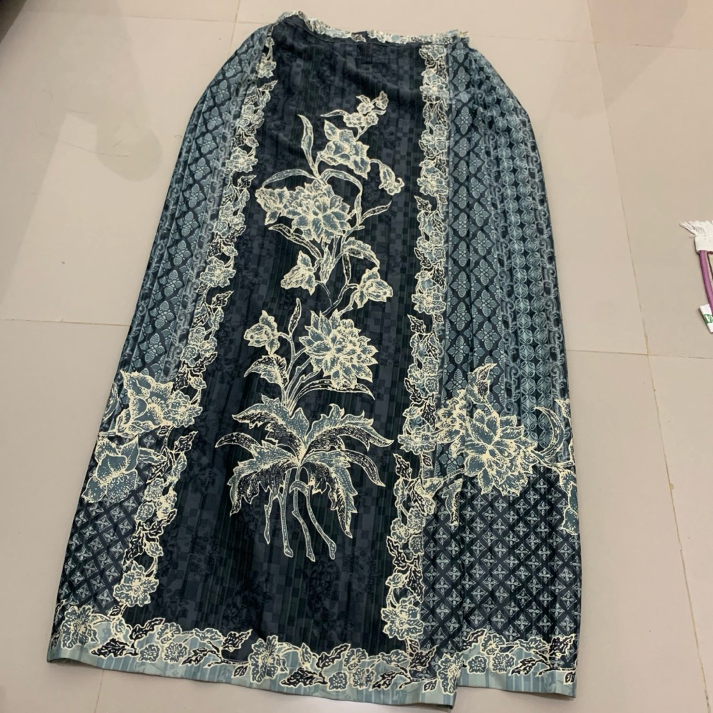 PL Rok batik satin