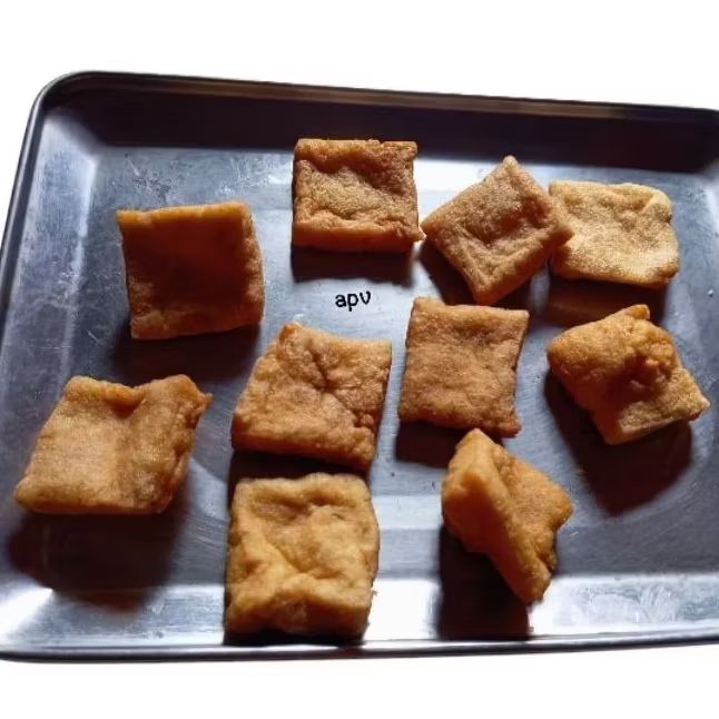 tahu pong kotak/tahu kencong segitiga isi 10 pcs/bungkus
