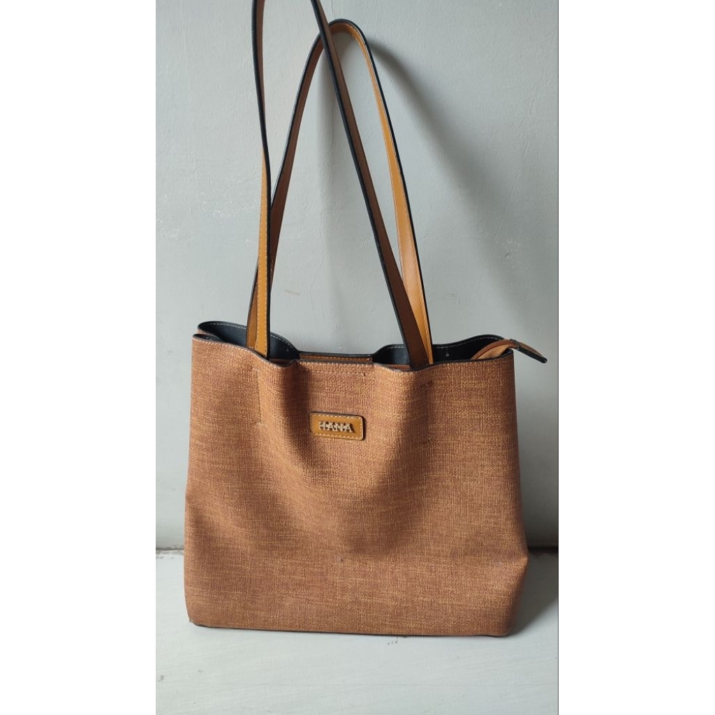 PRELOVED - Tas Tote Wanita Cokelat HANA Resleting Tengah Kapasitas Besar