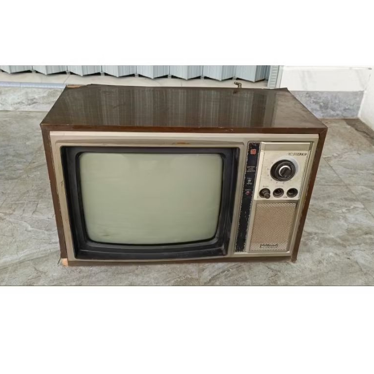 tv kayu national jadul antik vintage