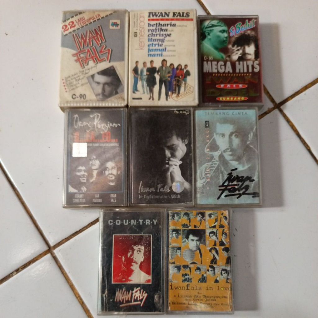 kaset iwan fals - iwan fals