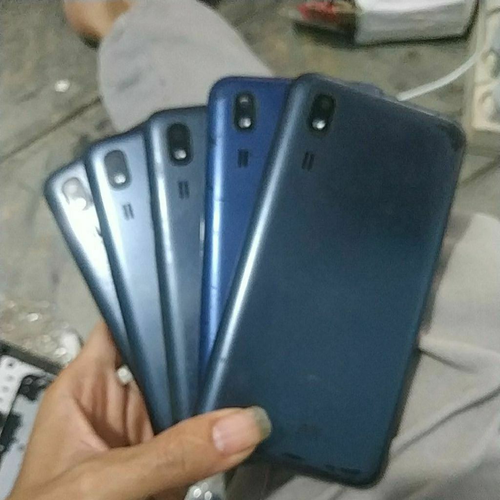 BACKDOOR BEKAS SAMSUNG A2 CORE TIDAK ADA TOMBOL