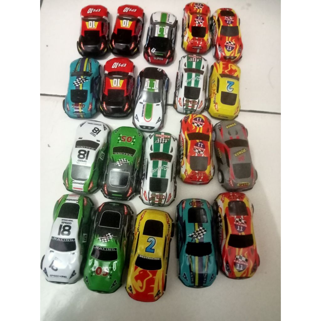 mobil balap kecil mainan anak-anak