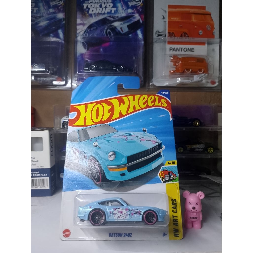 hot wheels DATSUN 240Z