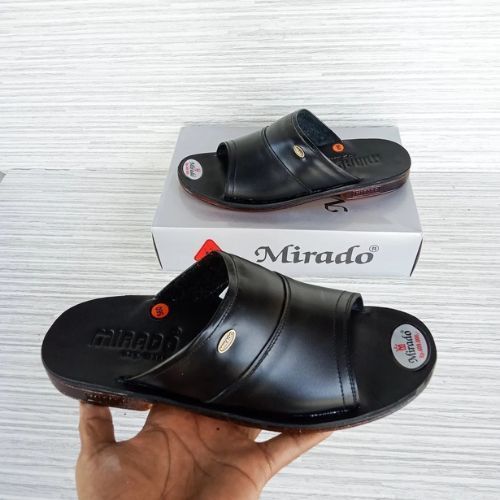 SENDAL SELOP KOKOP HITAM MIRADO PRIA PREMIUM