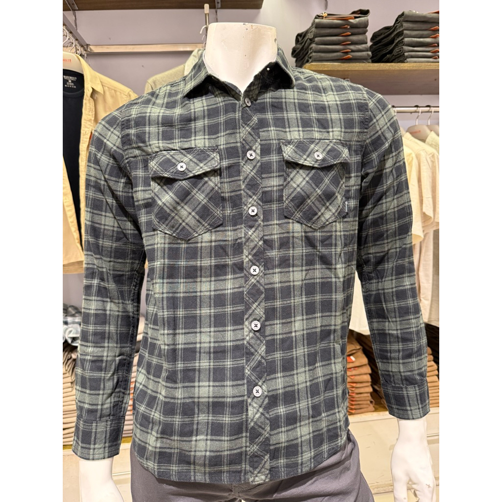 kemeja watchout casual lengan panjang