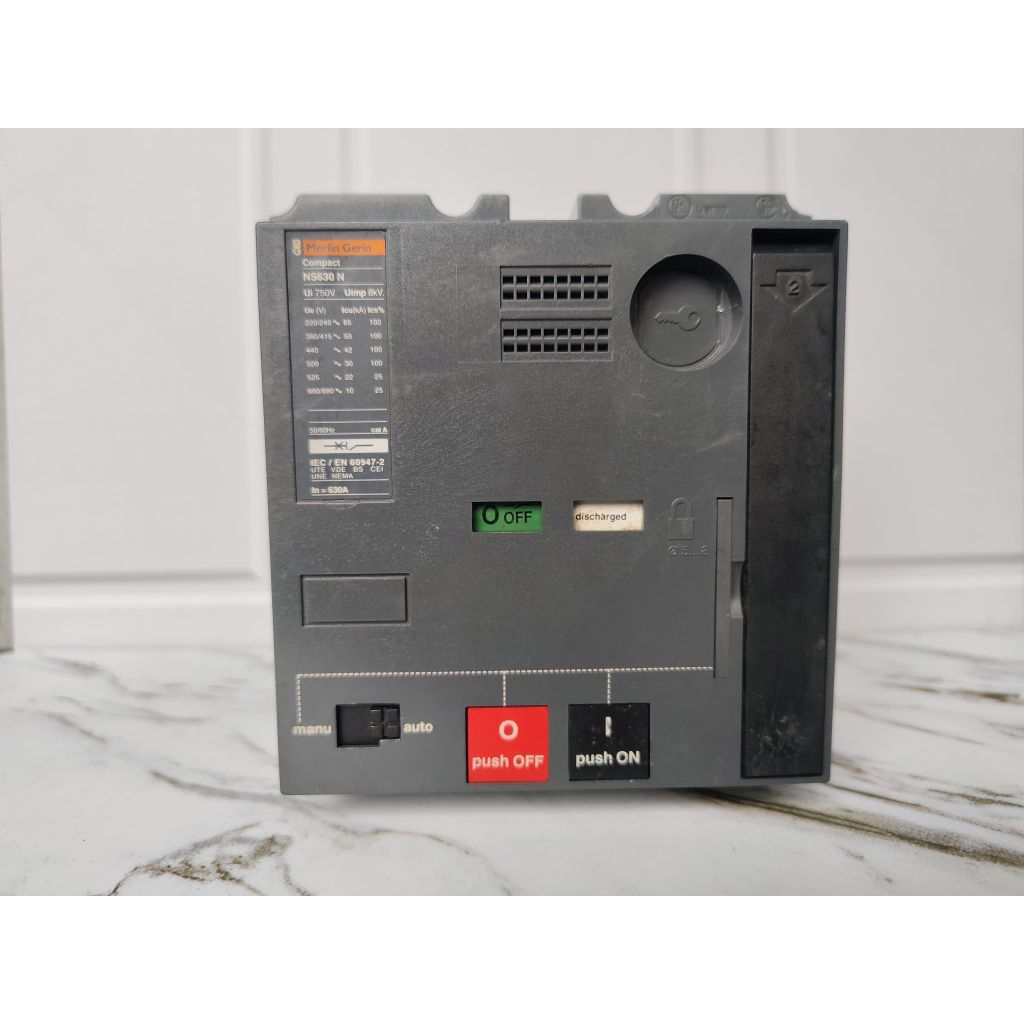 MOTORES MCCB Merlin Gerin Compact NS630N