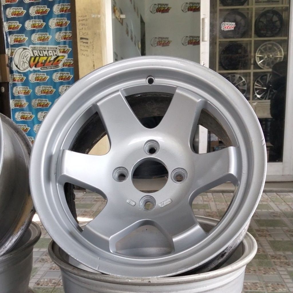 velg pelek original OEM isuzu panther hi sporty r15 bisa untuk upgrade atau mobil merk kijang lgx ki