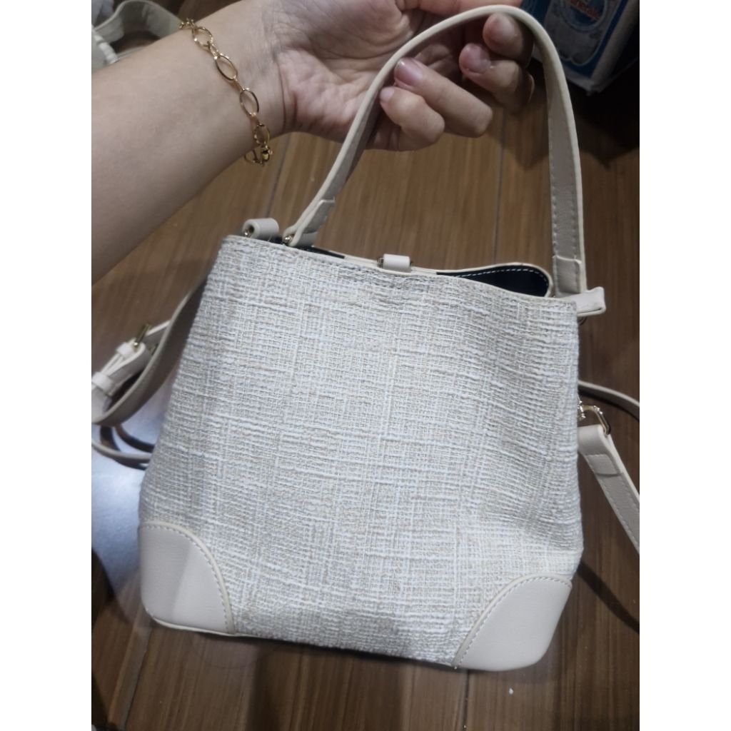 preloved hana bag, tas hana, tas slempang wanita