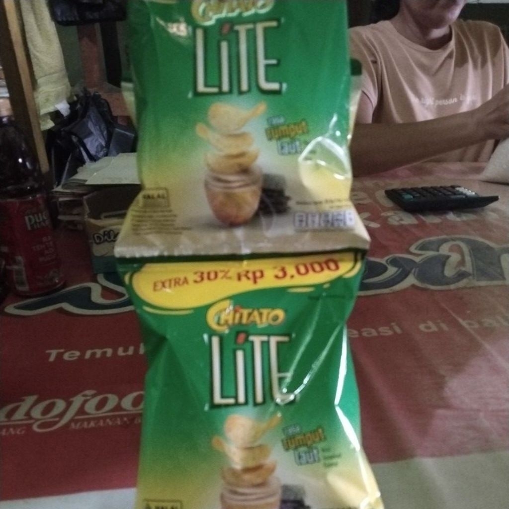 chitato lite