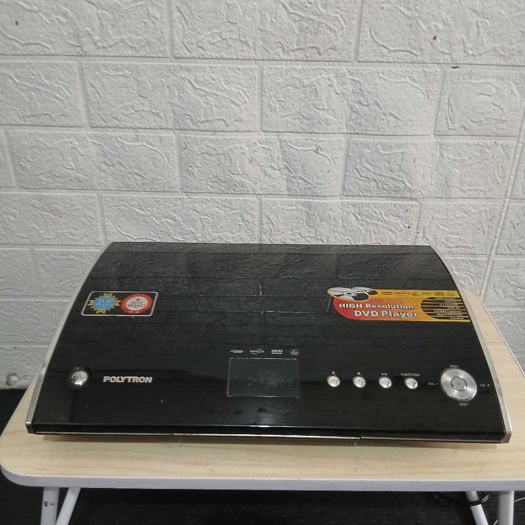Dvd player home theater polytron 5.1