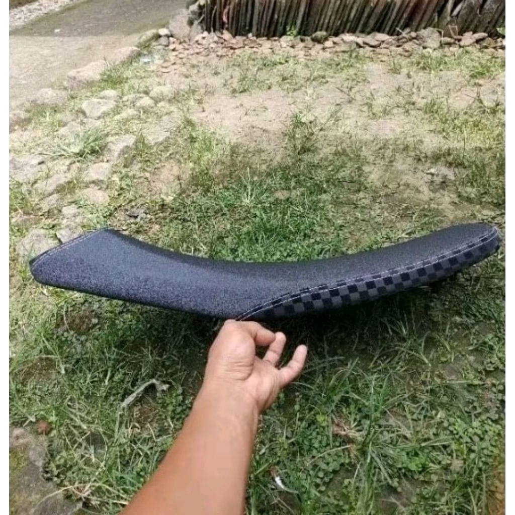 jok Supra lama 110 slim tipis kulit amplas list catur - jok slim AG style Supra fit lama motif catur