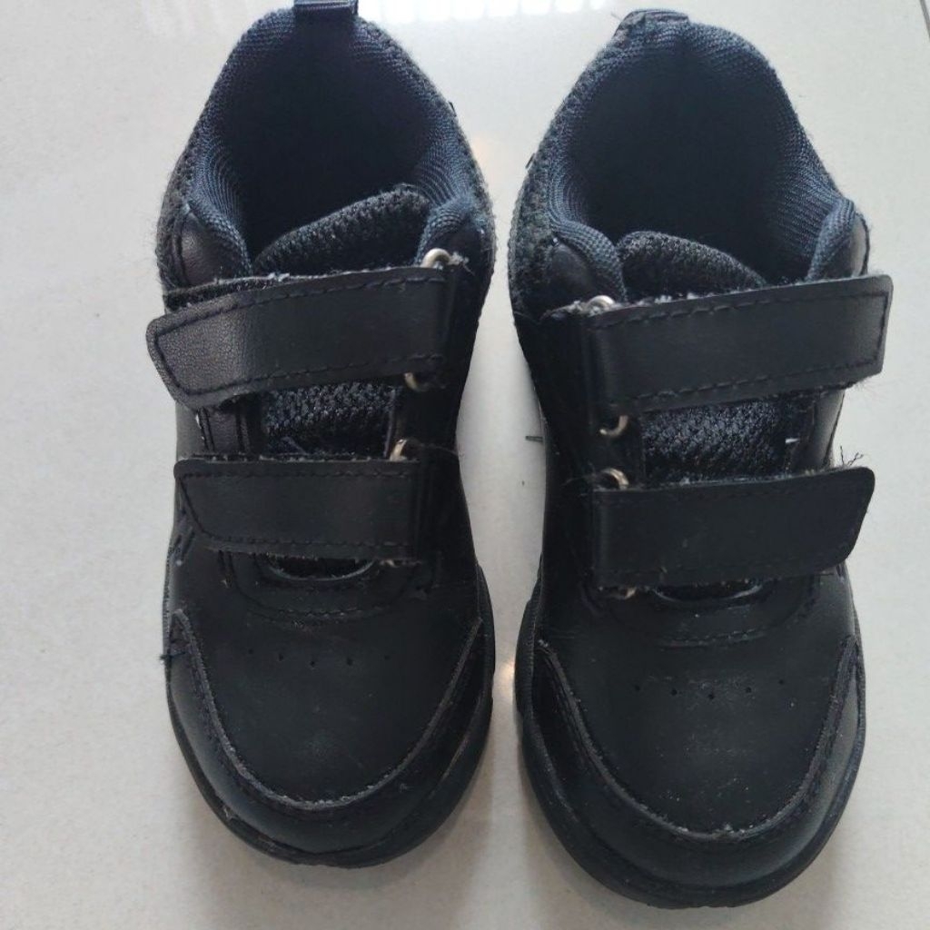 Preloved Sepatu anak EAGLE