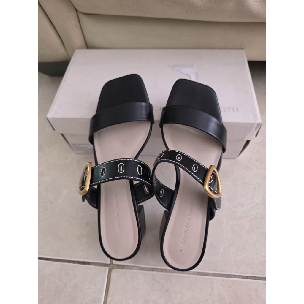 charles & keith sandal preloved