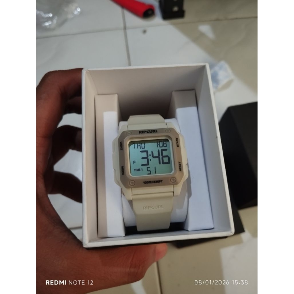 jam ripcurl Odyssey midsize watch original