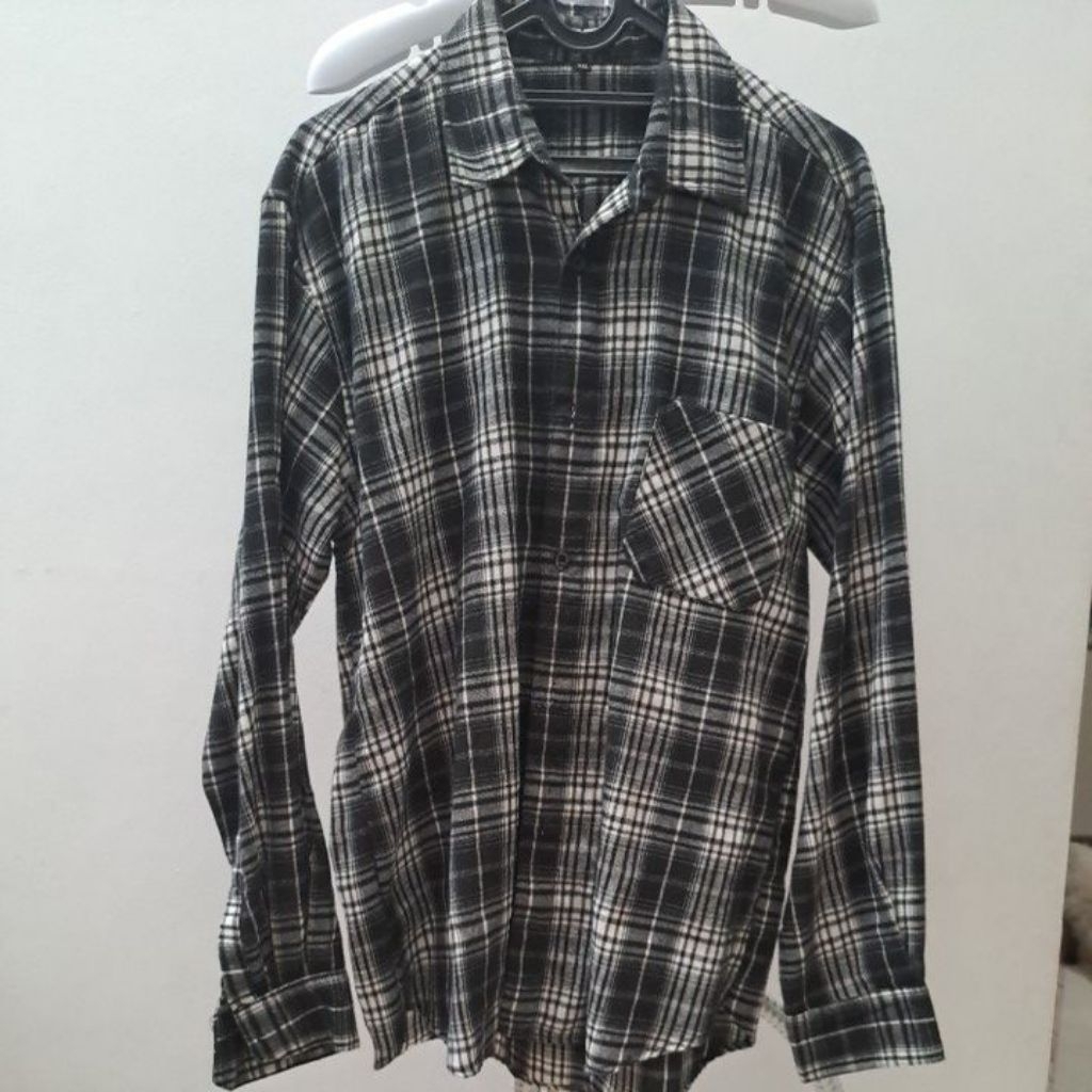 kemeja flanel pria preloved