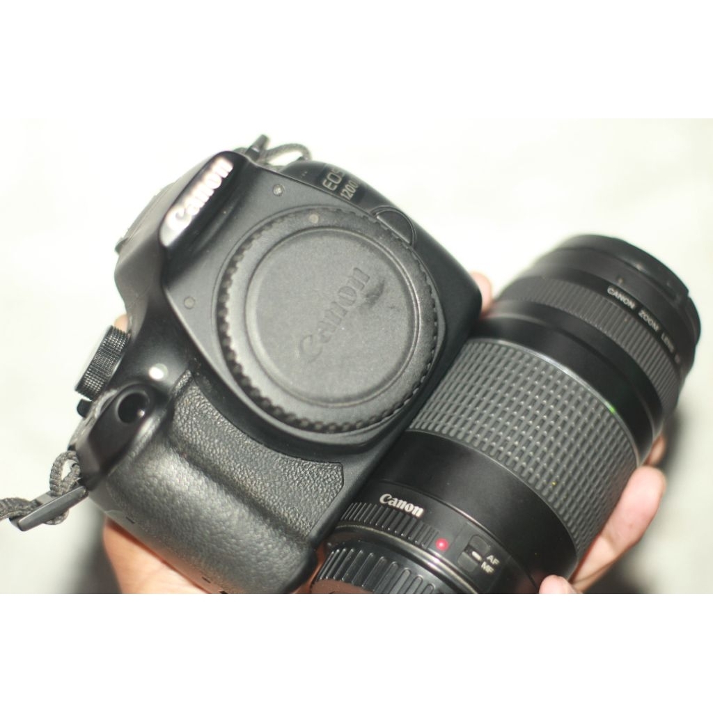 Canon 1200d + Lensa Tele Ef 75-300mm mark lll