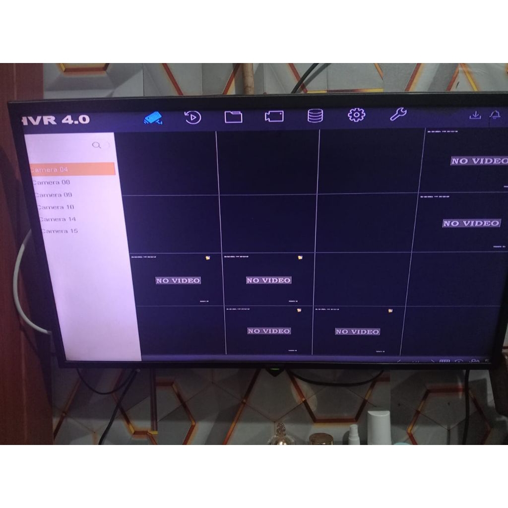 DVR  Hikvision 16 chanel