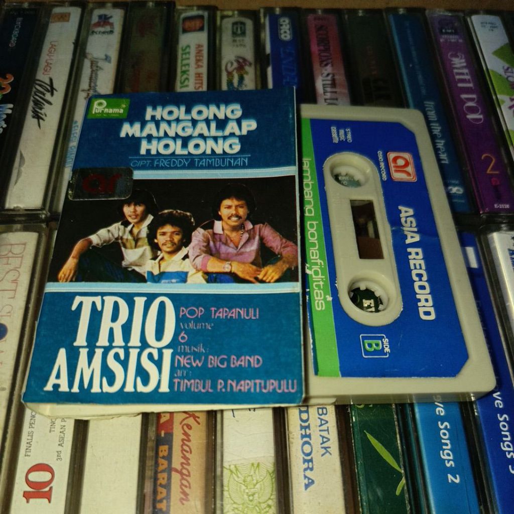 KASET TRIO AMSISI ALBUM HOLONG MANGALAP HOLONG  POP TAPANULI