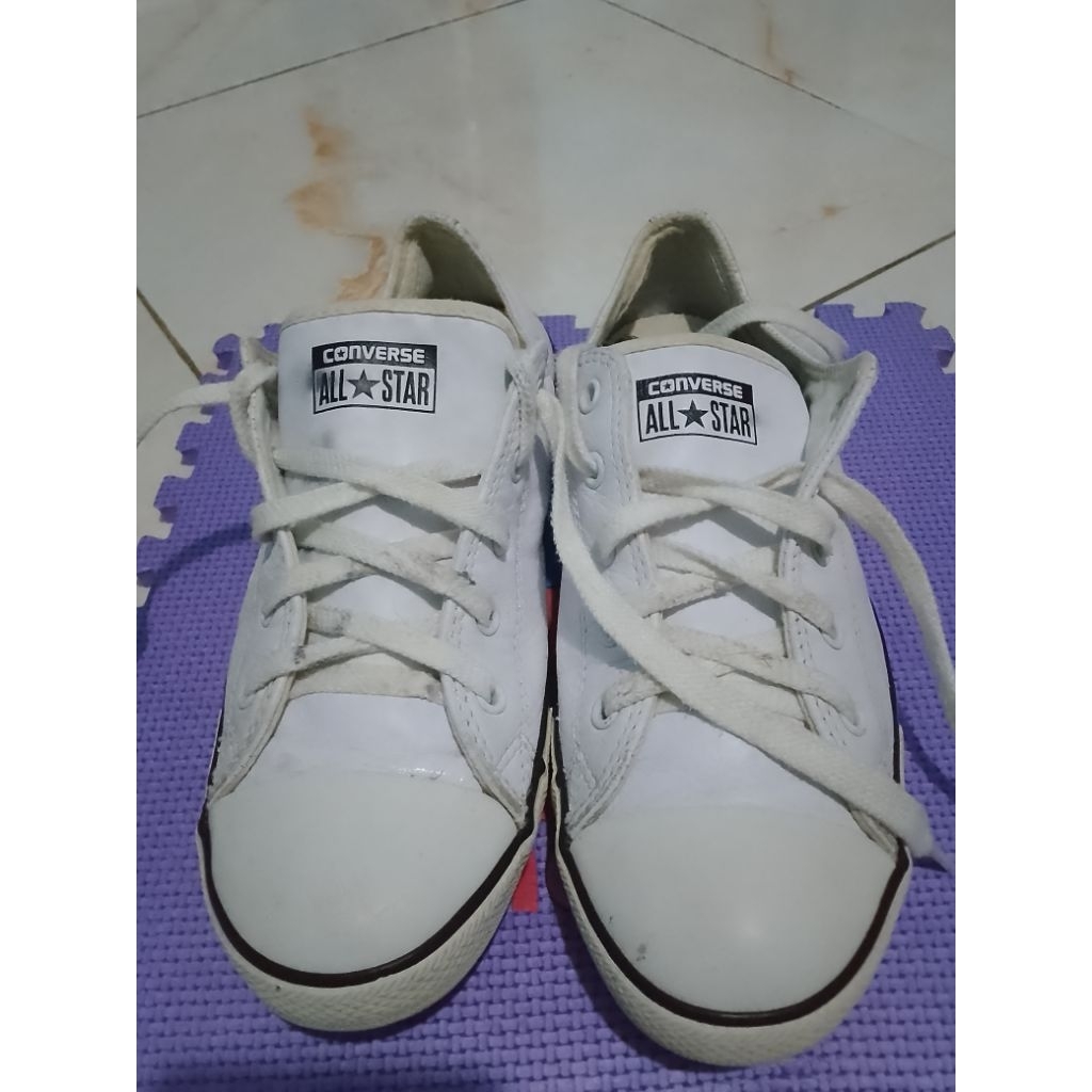 Converse second