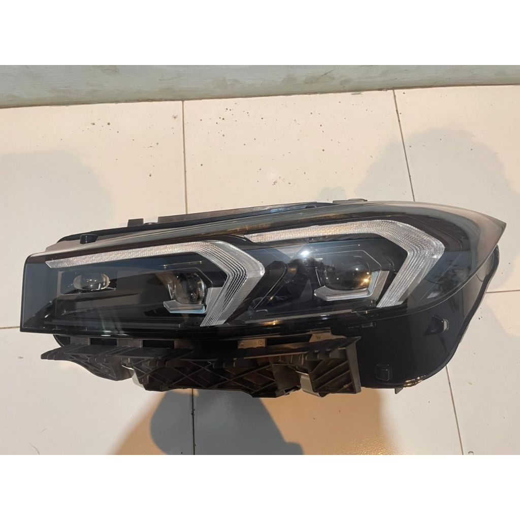 HeadLamp Lampu Depan BMW 330i M Sport Pro LCI G20 2023 2024 2025 (Kiri)