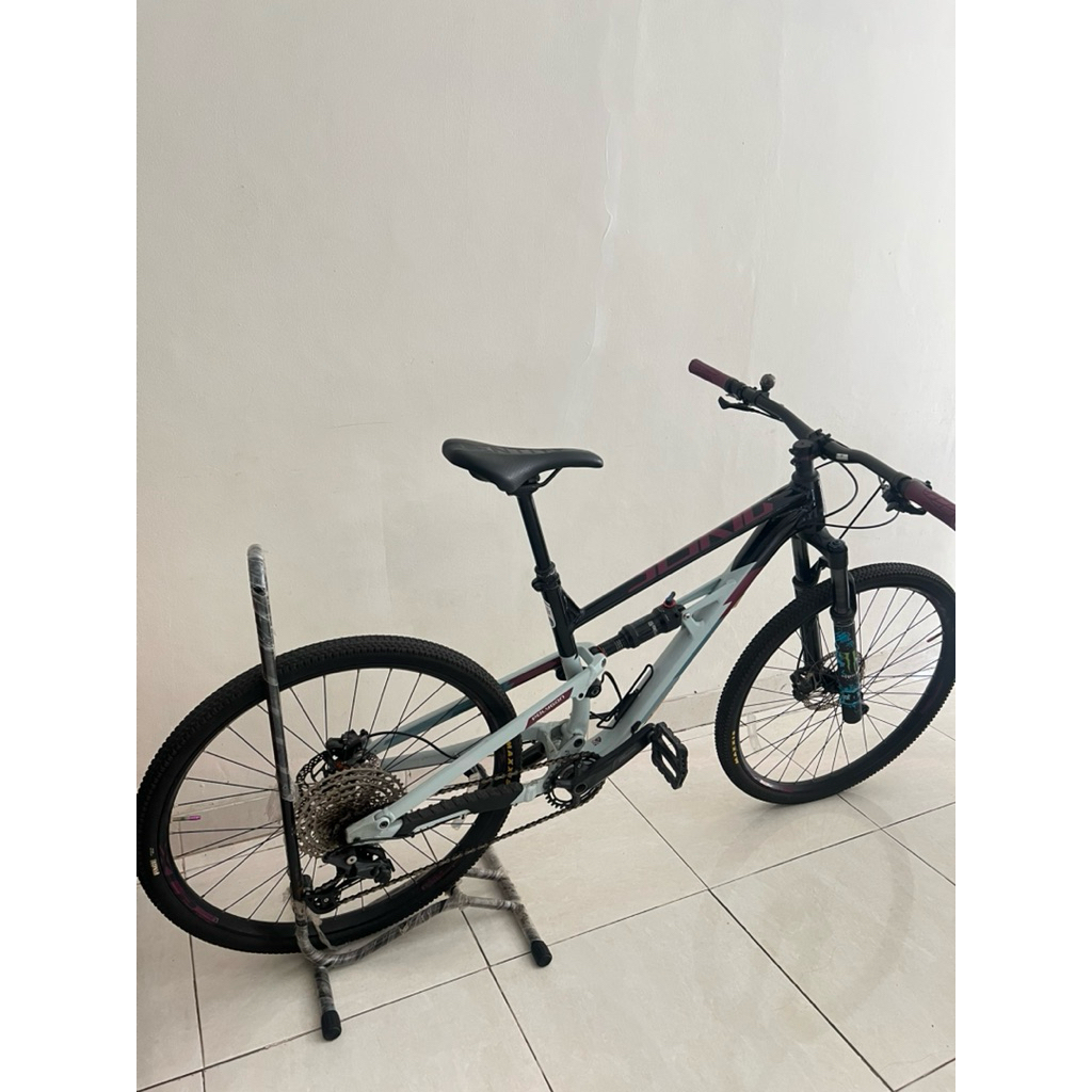 Sepeda Polygon Siskiu D7 MTB 2020 all-rounder Second Preloved